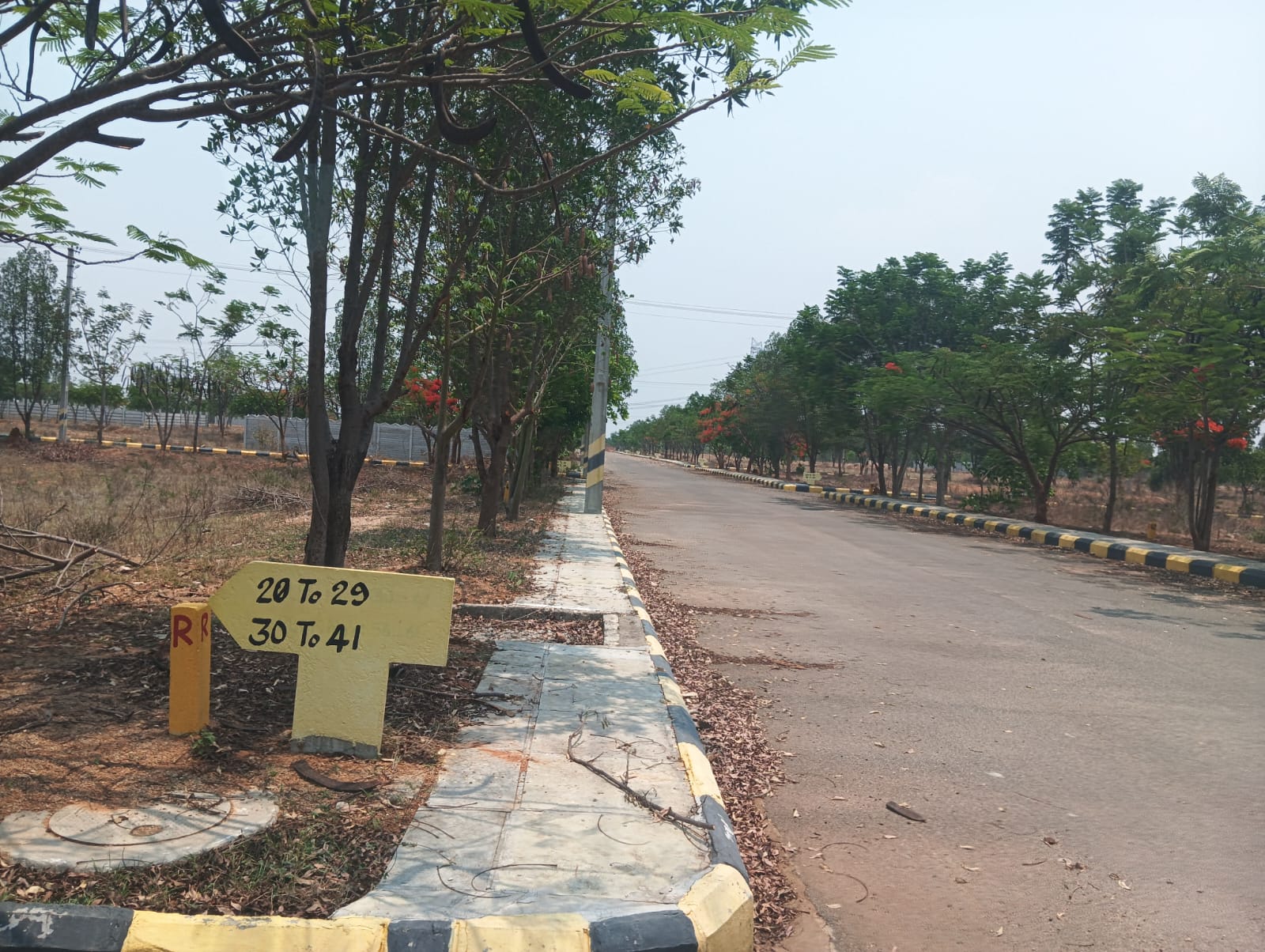 Plots near Futurecity FCDA office - Hyderabad 9701498367